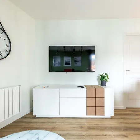 New F5 Neuf Cosy Lumineux Proche Siege Michelin Apartmán