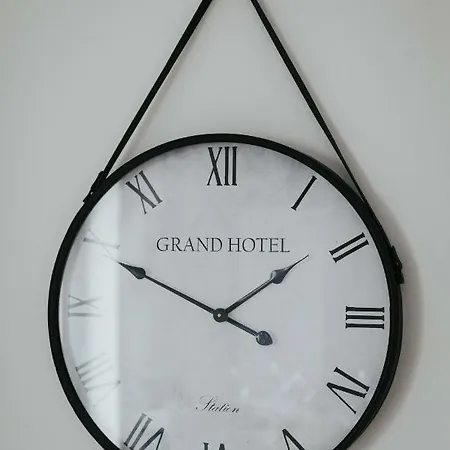 New F5 Neuf Cosy Lumineux Proche Siege Michelin *