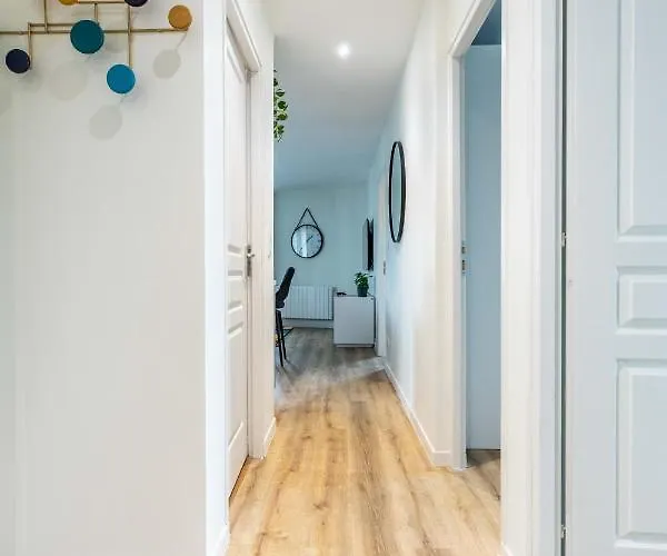 New F5 Neuf Cosy Lumineux Proche Siége Michelin Apartamento